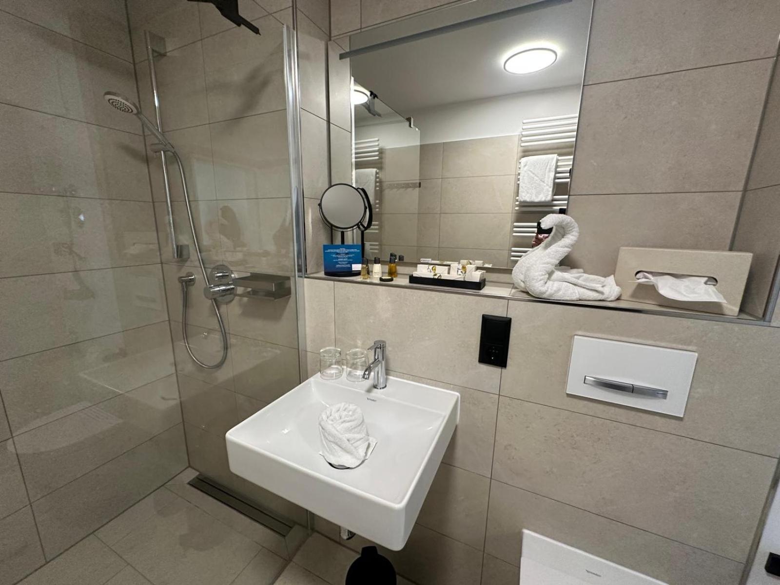 Sandbank Hotel & Appartements Lubmin Exterior photo